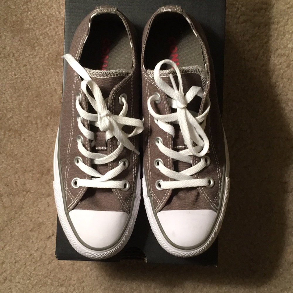 Grey Converse size 6 -worn once